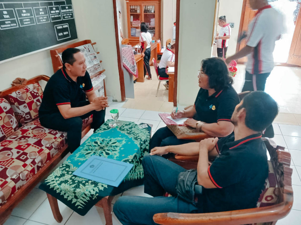 Pembinaan Fasilitasi Pengelolaan Aset Desa di Desa Sembung dan Kuwum